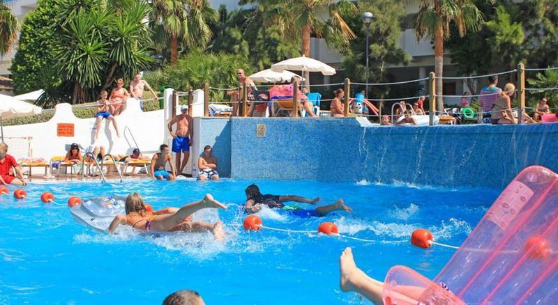 Aparthotel Bluesea Ses Cases D'or Cala D´Or